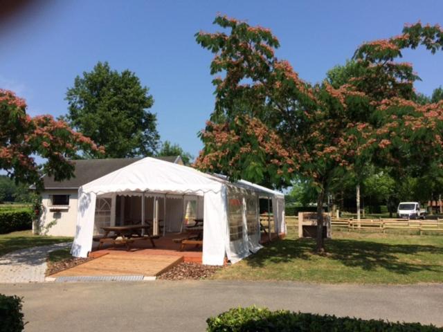 Camping Pyrenees Nature Oloron-Sainte-Marie Exterior foto